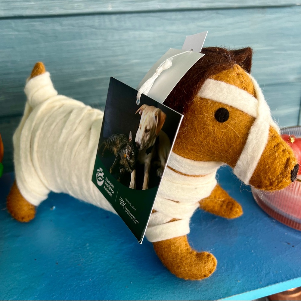 NEW Festive Felt Mummy Dog Decor - Brown and White
